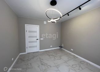 Продаю 1-ком. квартиру, 42.2 м2, Ковров, улица Маршала Устинова, 7