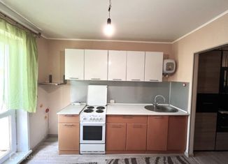 Продам 1-ком. квартиру, 36 м2, посёлок городского типа Винзили, Заводская улица, 24