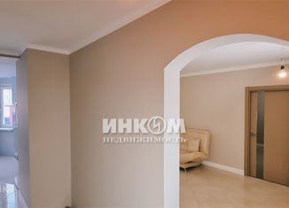 Продаю 3-ком. квартиру, 78 м2, Москва, улица Самуила Маршака, 17, метро Рассказовка