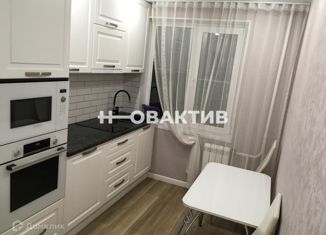 Продается двухкомнатная квартира, 44.2 м2, Новосибирск, метро Речной вокзал, Комсомольская улица, 3