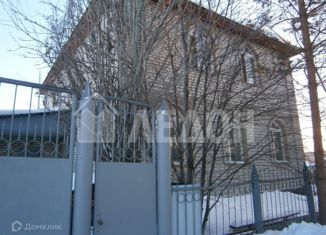 Дом на продажу, 189.4 м2, рабочий посёлок Кормиловка, улица Фрунзе, 39