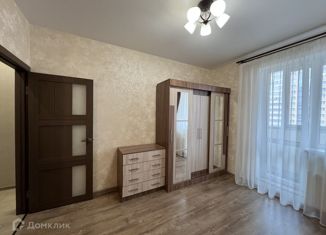 Продаю однокомнатную квартиру, 32 м2, Ленинградская область, Охтинская аллея, 8