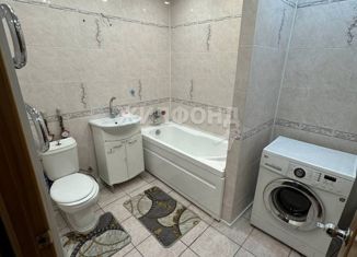 Продажа трехкомнатной квартиры, 57.1 м2, Тольятти, бульвар 50 лет Октября, 69