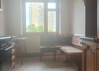 Трехкомнатная квартира в аренду, 68 м2, Краснодар, улица Тюляева, 39, микрорайон Комсомольский