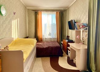 Продаю комнату, 80.6 м2, Санкт-Петербург, улица Крупской, 11, улица Крупской