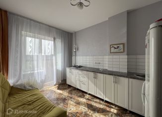 Продам однокомнатную квартиру, 36 м2, Псковская область, улица Михаила Егорова, 4А