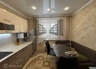 Продам 3-ком. квартиру, 67.5 м2, Красноярский край, улица Кирова, 2