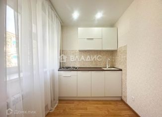 Продается двухкомнатная квартира, 46.7 м2, Саратовская область, улица Ленина, 70