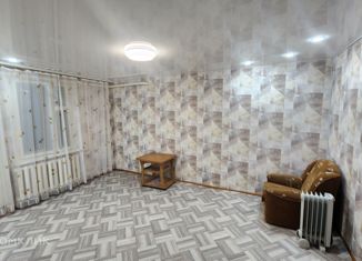 Продается 2-ком. квартира, 50 м2, Салехард, улица Геологов, 5А