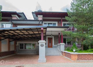 Продам таунхаус, 356 м2, деревня Семенково