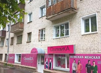 Двухкомнатная квартира на продажу, 44 м2, Киров, улица Труда, 57