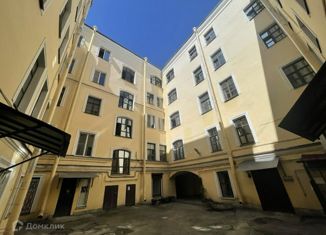 Продажа 1-комнатной квартиры, 27 м2, Санкт-Петербург, Греческий проспект, 11, муниципальный округ Смольнинское