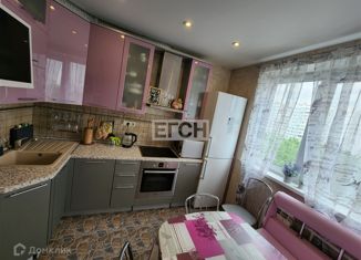 Продам 2-ком. квартиру, 52 м2, Москва, Осташковская улица, 26, Осташковская улица
