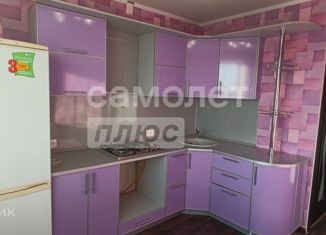 Сдам в аренду 2-ком. квартиру, 51 м2, Сызрань, улица Урицкого, 10