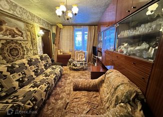 Трехкомнатная квартира на продажу, 49 м2, Сухиничи, улица Революции, 6