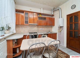 Продам двухкомнатную квартиру, 45.5 м2, Краснодар, улица Коммунаров, 74, улица Коммунаров