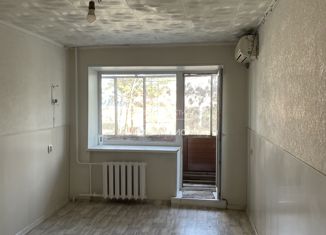 Продам 2-комнатную квартиру, 46 м2, Арсеньев, улица Ломоносова, 6