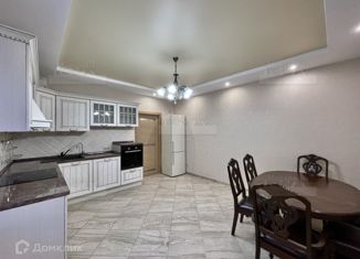 Продажа 2-комнатной квартиры, 77.2 м2, Санкт-Петербург, Выборгская улица, 5, Выборгская улица