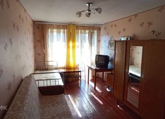 Продам 1-комнатную квартиру, 31.5 м2, Сатка, Пролетарская улица, 55