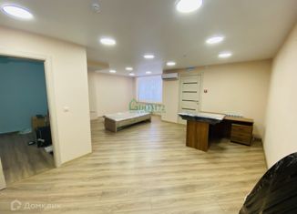 Продам офис, 100 м2, Тобольск, микрорайон 7А, 21А