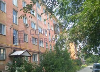 2-комнатная квартира на продажу, 41.8 м2, Кемерово, улица Рукавишникова, 11, Центральный район