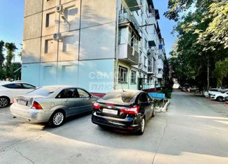 Продажа двухкомнатной квартиры, 50.4 м2, Армавир, улица Маркова, 329