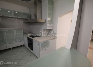 Сдам 3-комнатную квартиру, 130 м2, Москва, Новослободская улица, 11, Новослободская улица