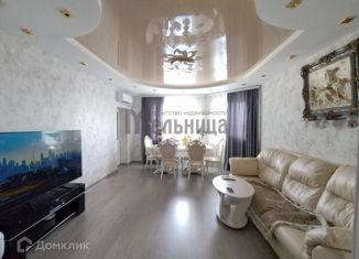 Трехкомнатная квартира на продажу, 105 м2, Волгоградская область, Казахская улица, 6