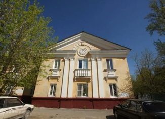 Продаю 1-ком. квартиру, 36 м2, Калужская область, улица Чичерина, 31