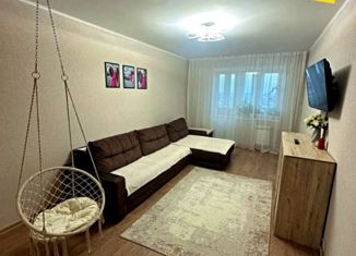 Продается 3-комнатная квартира, 86.9 м2, Курск, проспект Анатолия Дериглазова, 87