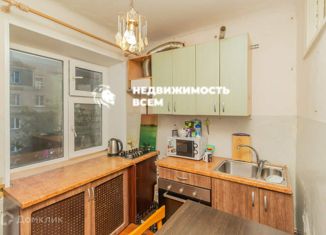 Продаю 2-комнатную квартиру, 41 м2, Челябинская область, улица Руставели, 10