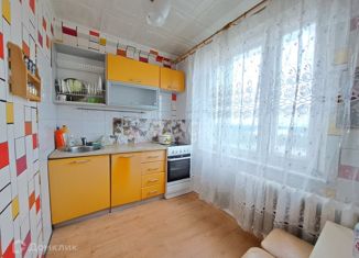 1-комнатная квартира на продажу, 30.2 м2, Когалым, улица Дружбы Народов, 10