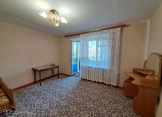 1-комнатная квартира на продажу, 31.8 м2, Тобольск, Октябрьская улица, 53