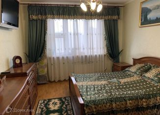 Продажа 2-ком. квартиры, 54 м2, Москва, улица Адмирала Лазарева, 8, метро Бульвар Адмирала Ушакова