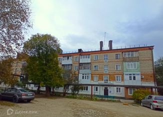 Продам 3-комнатную квартиру, 54.31 м2, Апшеронск, Кооперативная улица, 6