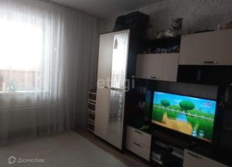 Продается 2-комнатная квартира, 57.1 м2, Сатка, улица Металлургов, 27