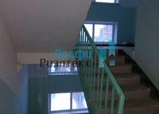 3-комнатная квартира на продажу, 58 м2, Нижний Новгород, улица Сергея Есенина, 13, жилой район Мещерское Озеро