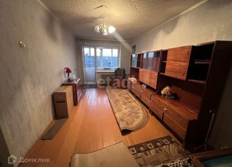 Продам 2-комнатную квартиру, 38.5 м2, Алапаевск, улица Веры Шляпиной, 6