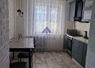 Сдается в аренду комната, 65.4 м2, Ростовская область, улица Гагарина, 37/3