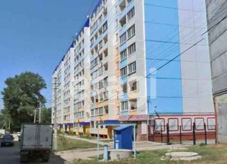 Продается 2-ком. квартира, 57.7 м2, Энгельс, Пролетарская улица, 1