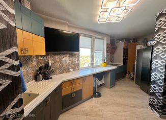 Продается 2-комнатная квартира, 60.4 м2, Нижний Новгород, улица Сазанова, 15, улица Сазанова