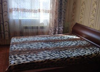 Сдам 2-ком. квартиру, 55.1 м2, Алексин, улица Энергетиков, 3