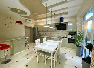 Дом на продажу, 232 м2, Краснодар, улица Ивана Сусанина, 23, улица Ивана Сусанина