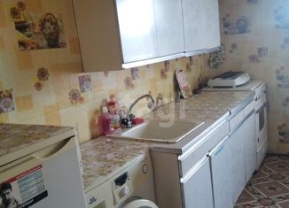 Продается двухкомнатная квартира, 37.7 м2, поселок Вешка, Клубная улица, 1
