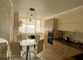 Продажа 1-комнатной квартиры, 49 м2, Саратов, Усть-Курдюмская улица, 25, ЖК Изумрудный