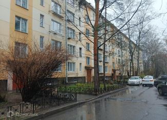 Продается двухкомнатная квартира, 41 м2, Санкт-Петербург, метро Ленинский проспект, Дачный проспект, 32