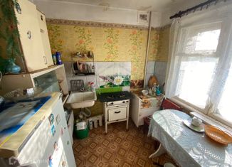 Двухкомнатная квартира на продажу, 44 м2, поселок Воротынск, улица Шестакова, 18