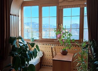 2-комнатная квартира на продажу, 48.6 м2, Владивосток, Океанский проспект, 109