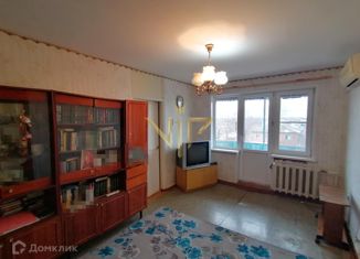 Продаю 2-комнатную квартиру, 46 м2, поселок Венцы, Советская улица, 20