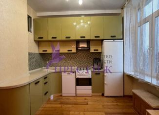 Аренда 2-ком. квартиры, 70 м2, Тверская область, деревня Москва, 3